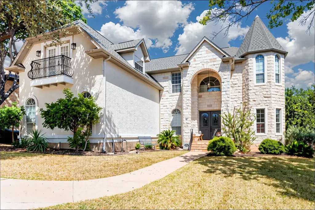511 Duck Lake Drive, Lakeway