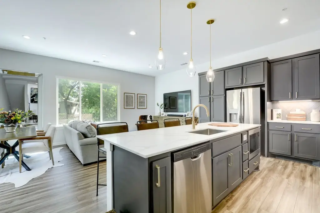 2804 S 1st Street 3103, Austin