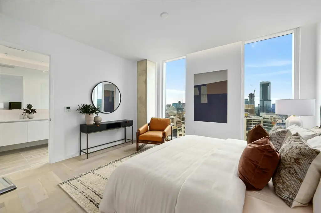 313 W 17th Street 1807, Austin