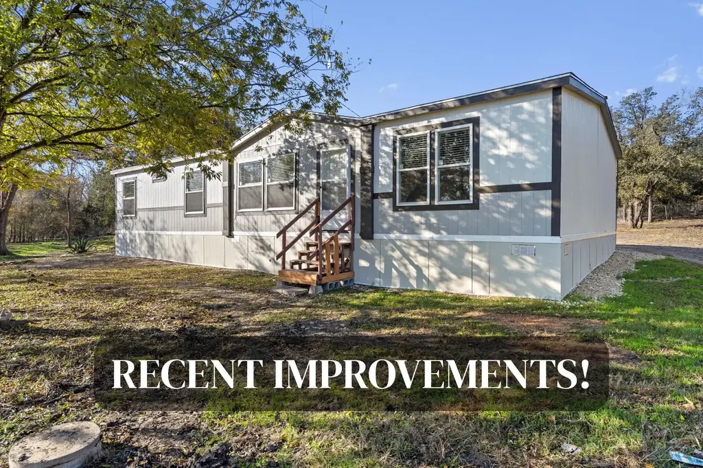 2316 County Road 404 Loop, Bartlett