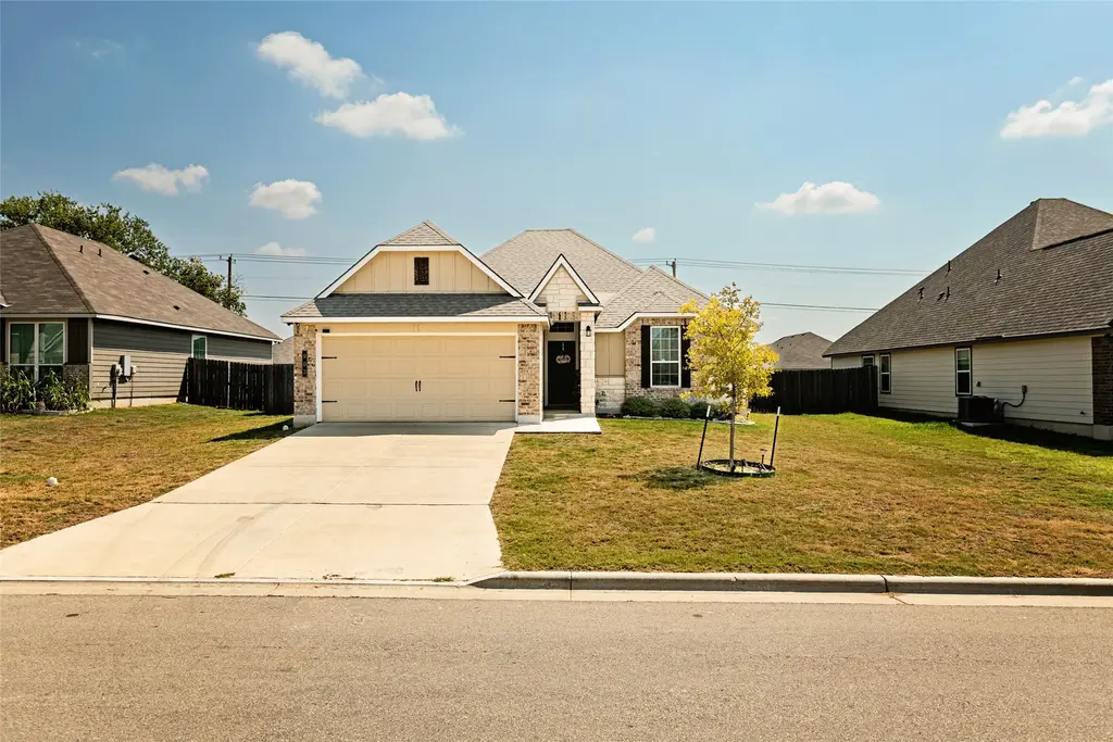 903 Fallbrook Drive, Temple