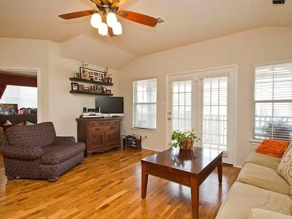16100 Great Oaks Drive 1401, Round Rock