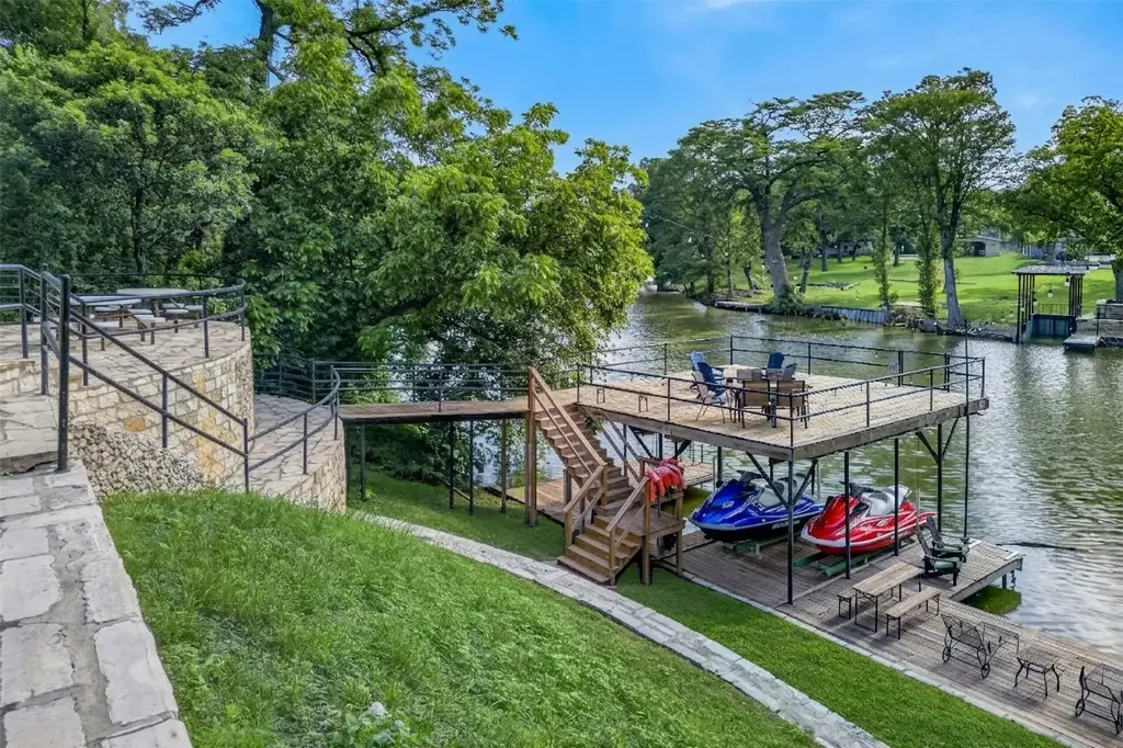 644 Cypress Ridge, McQueeney