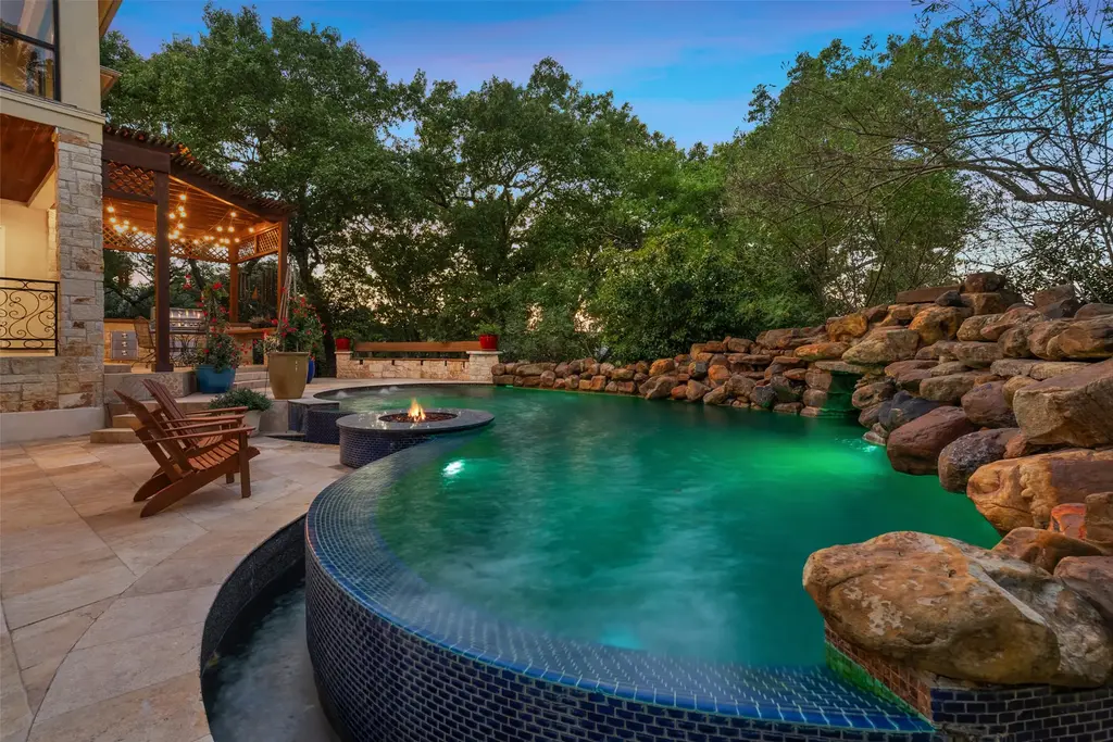 9308 Travertine Cove, Austin