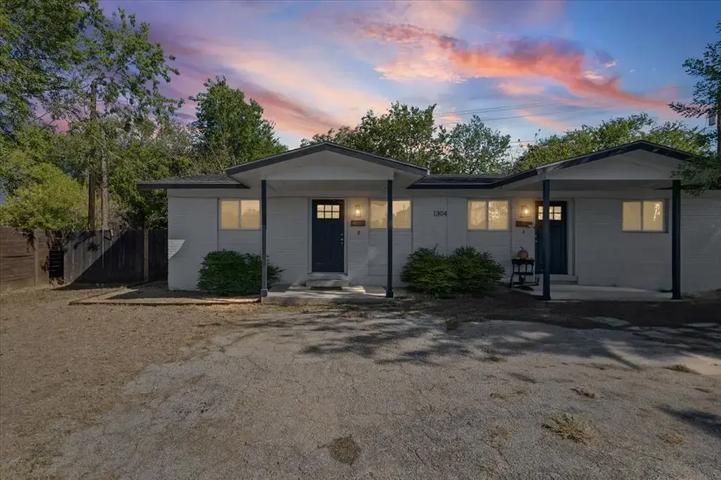 1304 Falcon Cove B, Austin