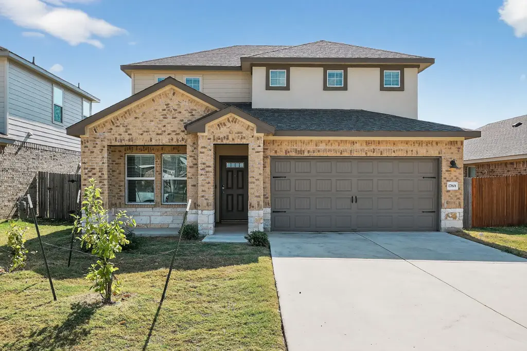 17801 Prairie Land Way, Manor