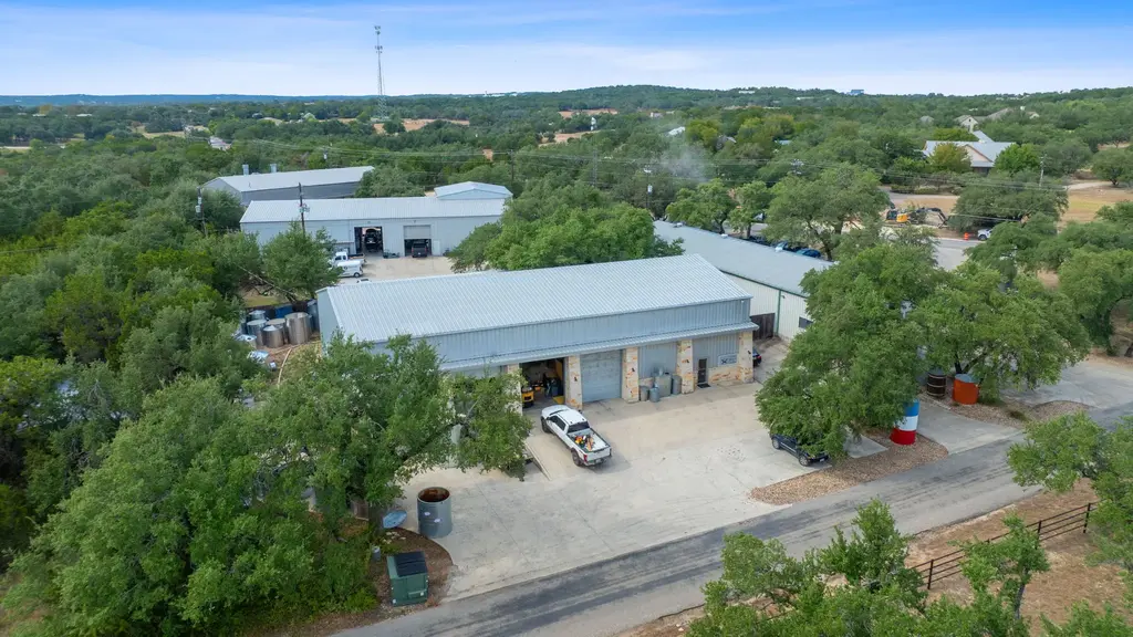 16299 Fitzhugh Road E, Dripping Springs
