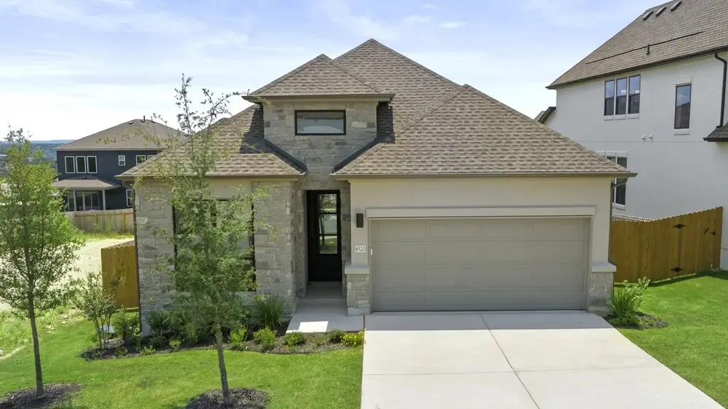 8520 Red Bottle Brush Road, Lago Vista