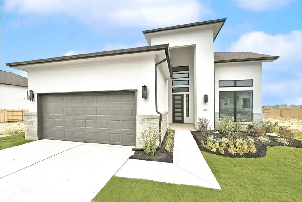 132 Pinyon Pine Drive, Bastrop
