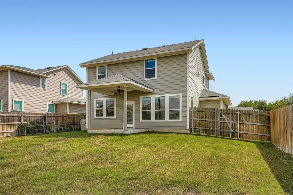 318 Schuylerville Drive, Elgin