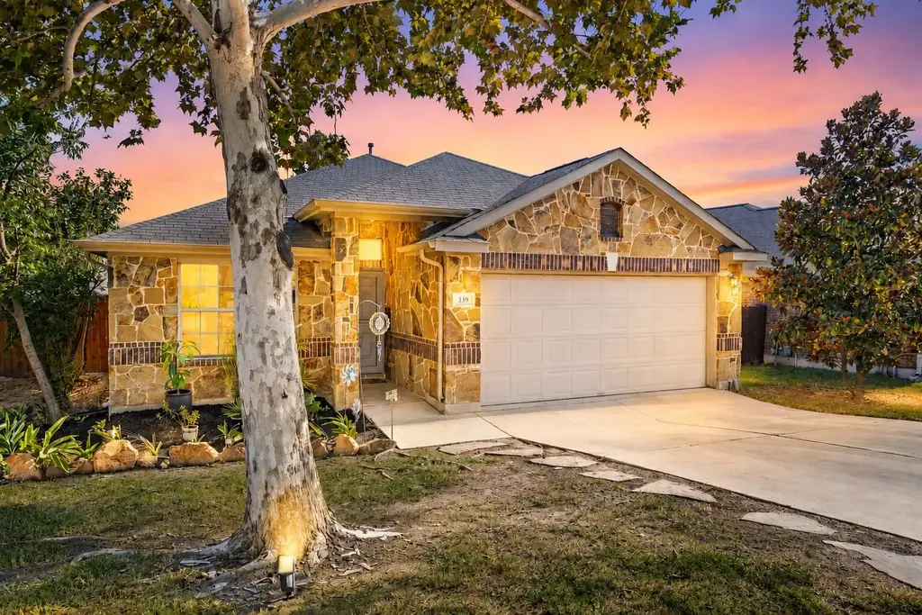 339 Strawberry Blonde Drive, Buda