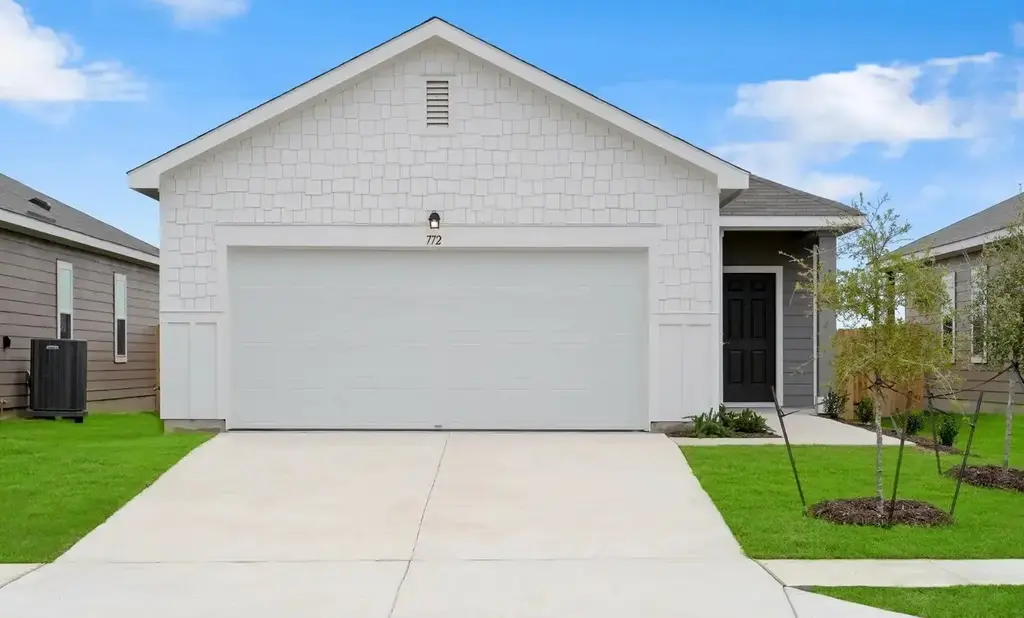 1149 Delta Crest, Maxwell