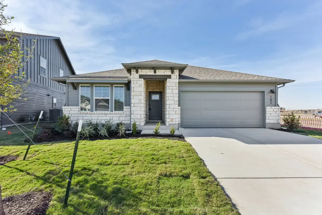 102 Holmby Drive, Hutto