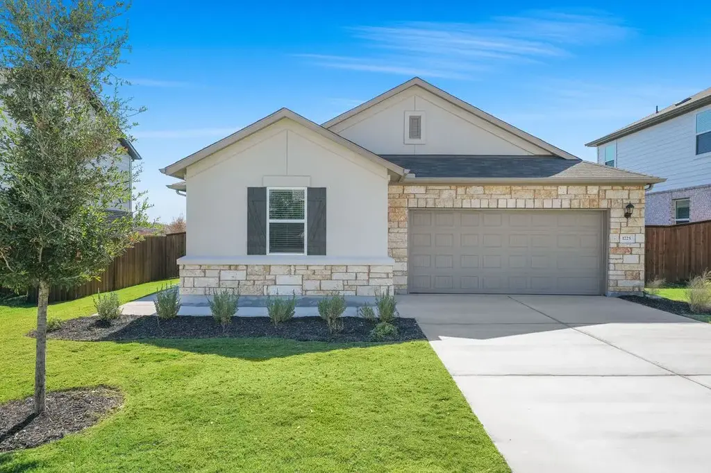 1725 Lorant Lane, Pflugerville