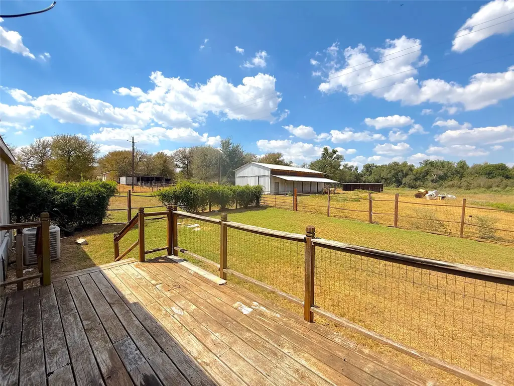 3063 County Road 484, Elgin