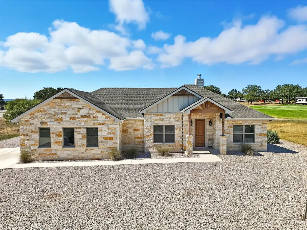 214 Oak Grove Parkway, Kingsland