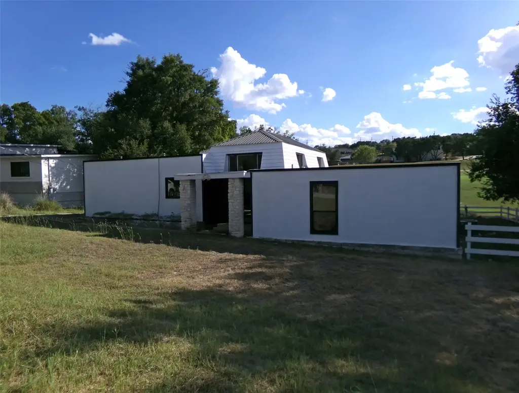 20707 Greenpark Drive, Lago Vista
