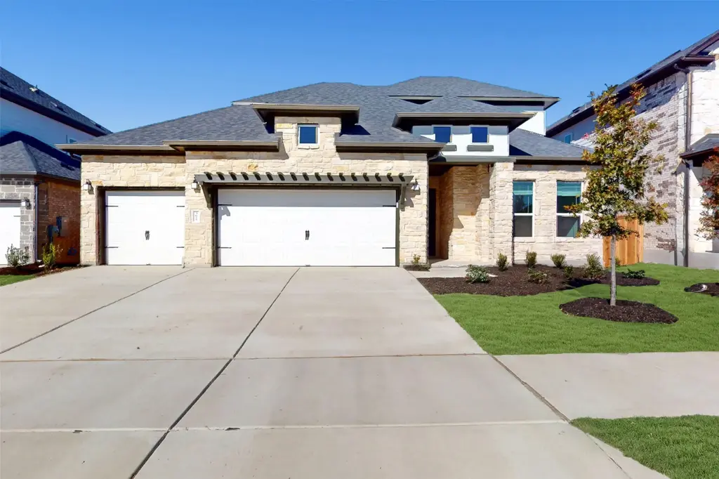 3625 Helena Way, Leander