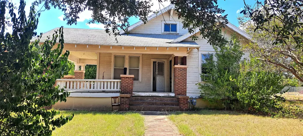 507 Sloan Street, Taylor