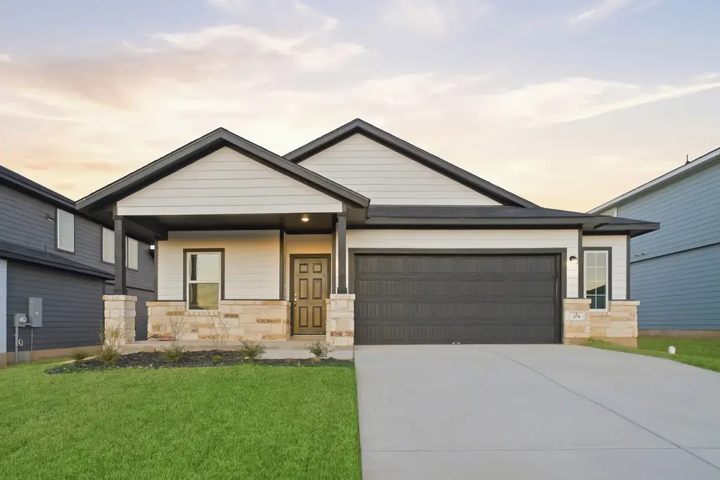 204 Quail Convey Drive, Jarrell
