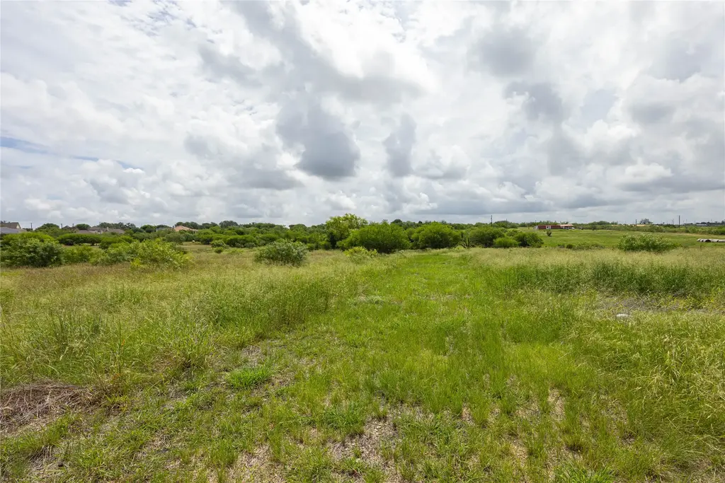 6868 Pfeil Road, Schertz