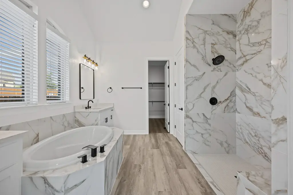 162 Topaz Circle, Dripping Springs