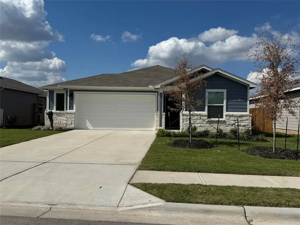 121 Tektite Terrace, Kyle