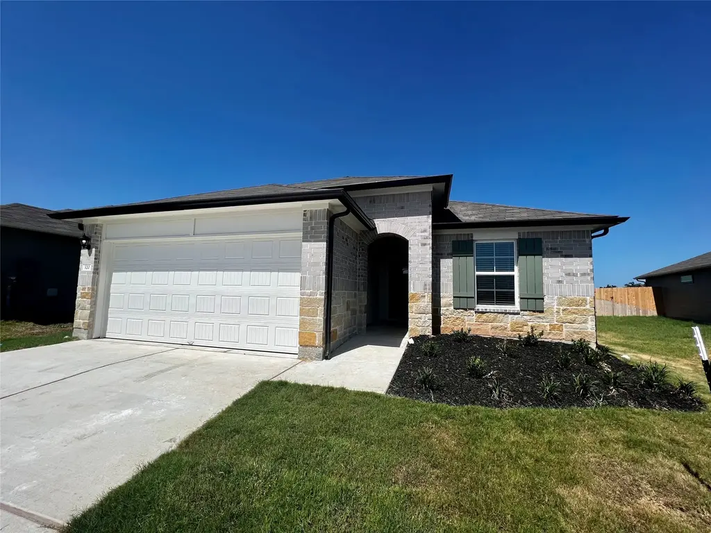 320 Belmont Place, Lockhart