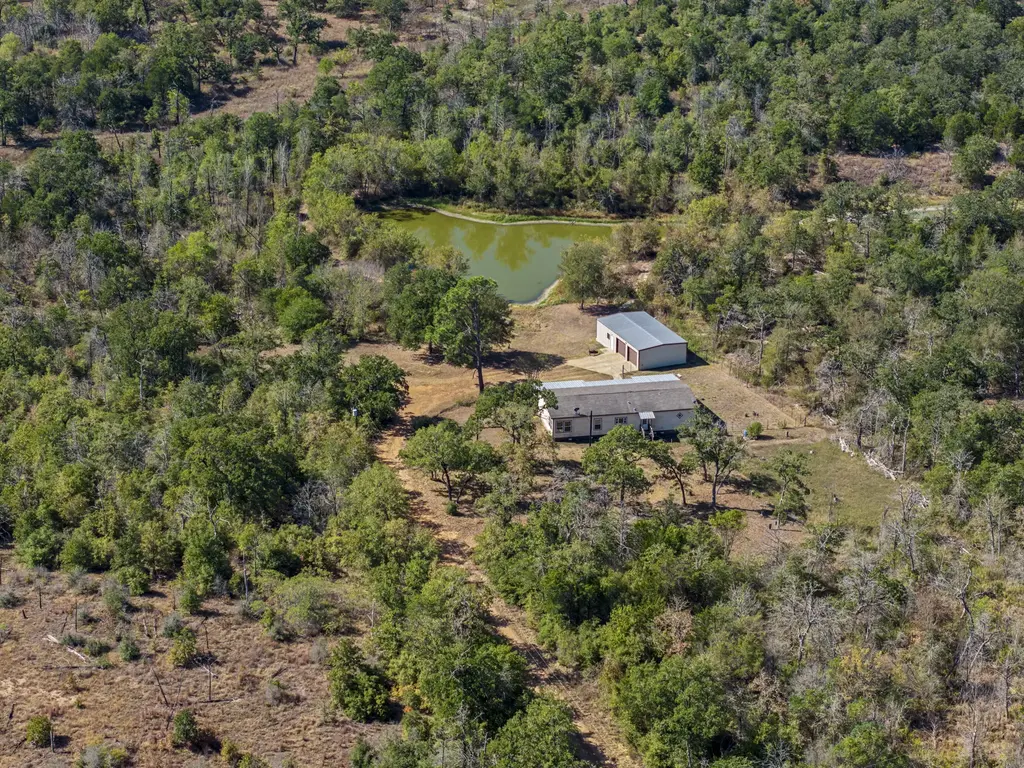 454 Leisure Lane, Cedar Creek