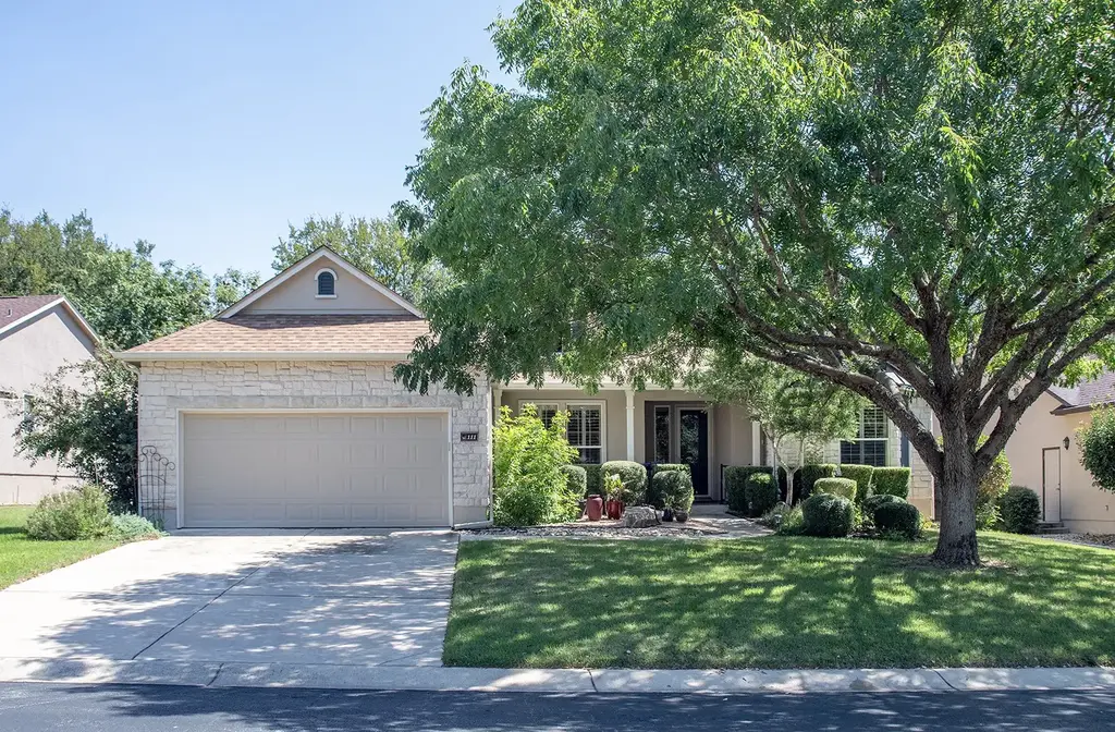 111 Camp Drive, Georgetown