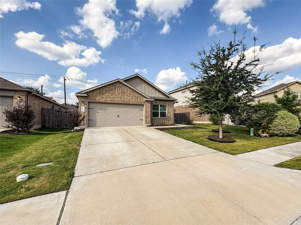 307 Andesite Trail, Buda