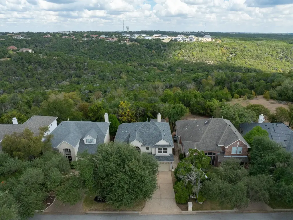 10100 Scull Creek Drive, Austin