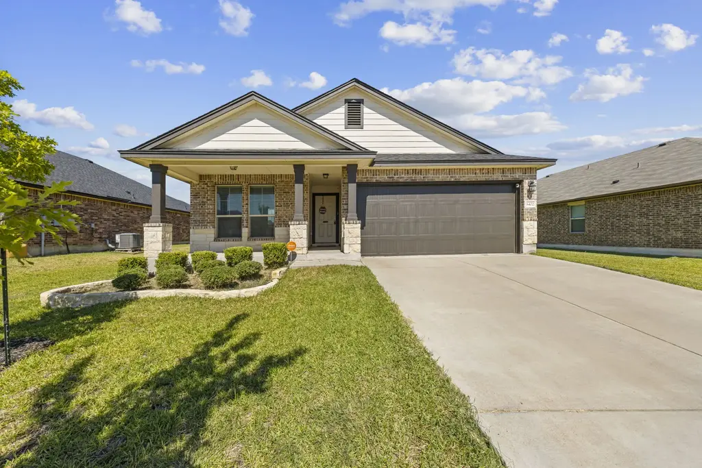 8402 Pleasant Trail Drive, Temple