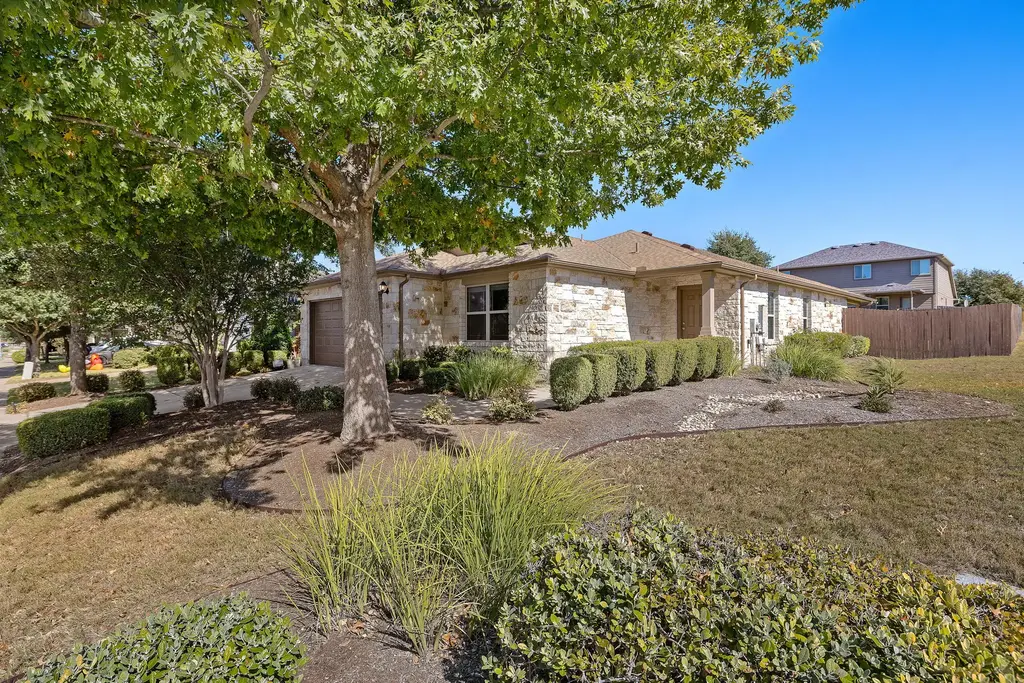227 Avalanche Avenue, Georgetown
