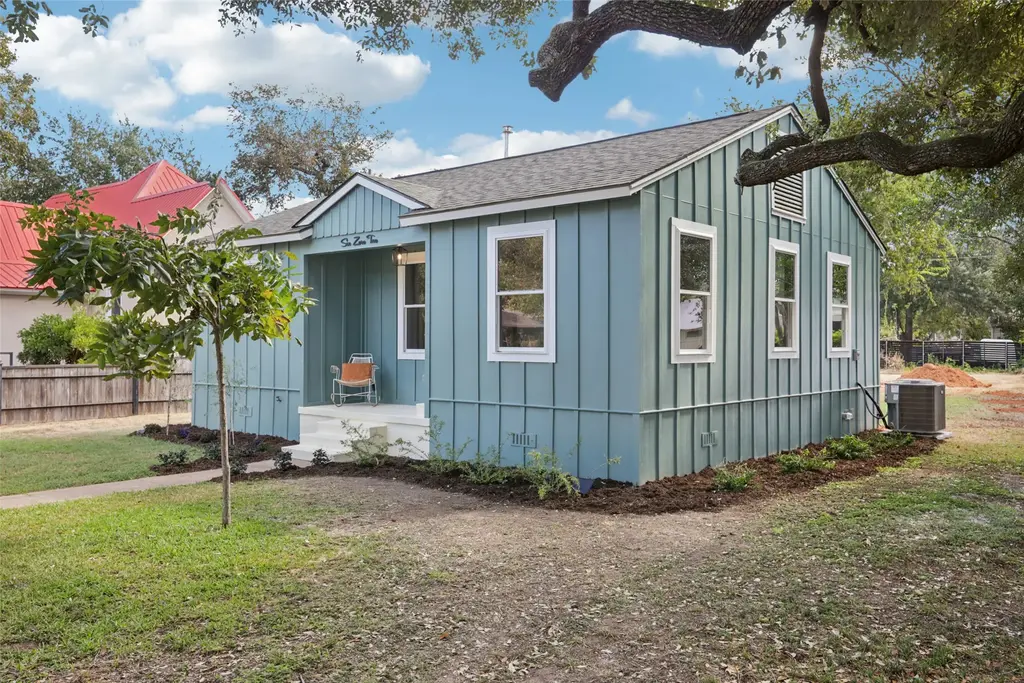 602 Short Street, Smithville