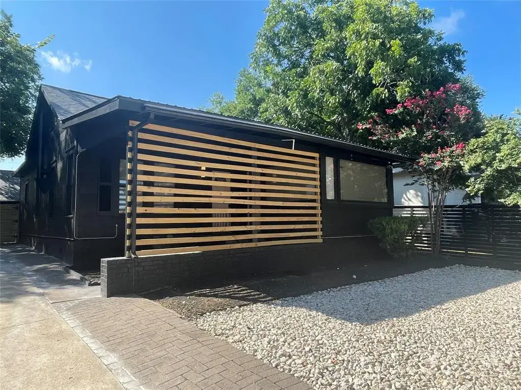 1403 Newfield Lane, Austin