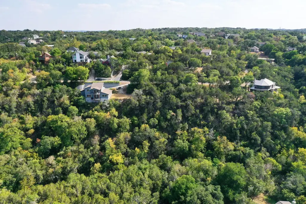 2412 Crazyhorse Pass, Austin