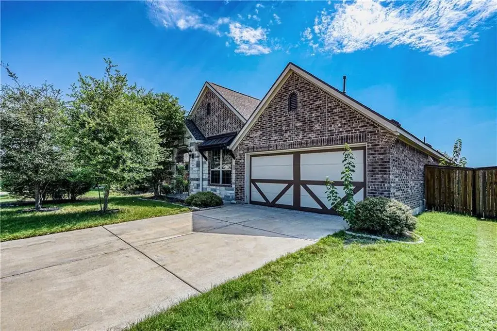 3517 Grail Hollows Road, Pflugerville