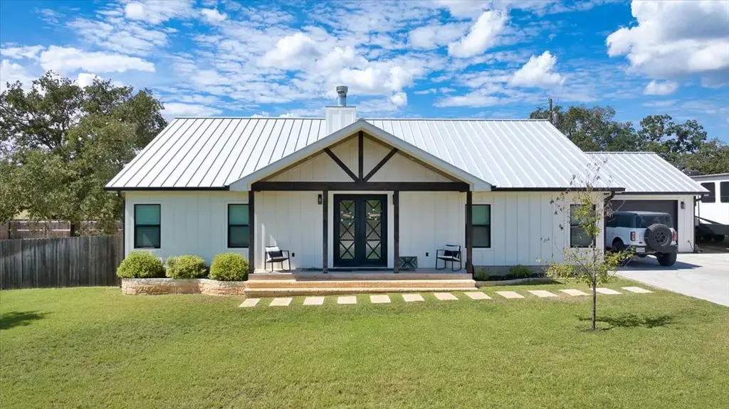 3411 Concho Trail, Kingsland