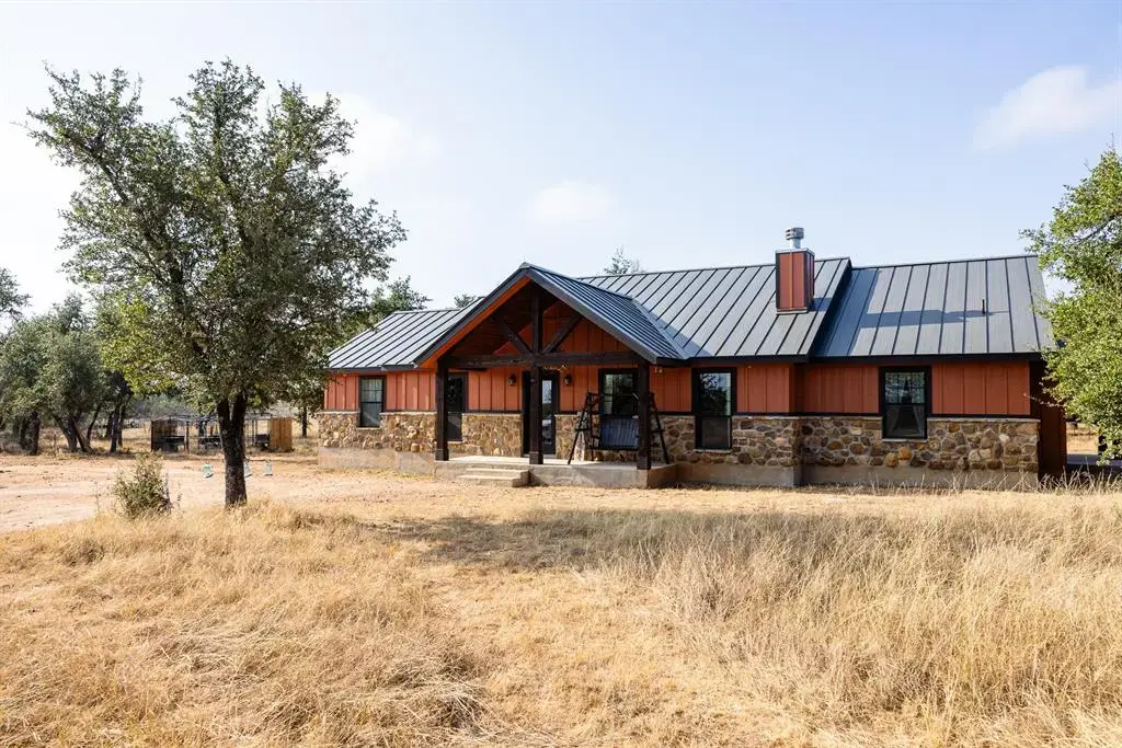 300 Kiowa Creek Trail, Fredericksburg