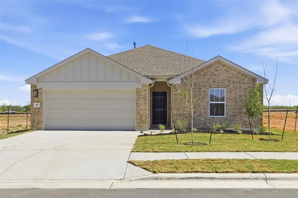 191 Oriole Street, Kyle