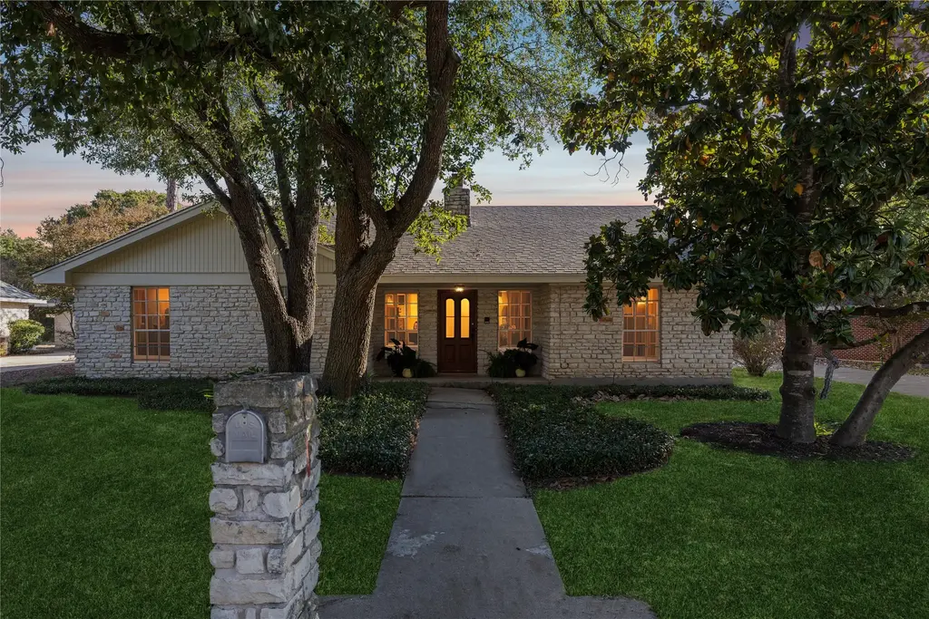 7005 Bent Oak Circle, Austin