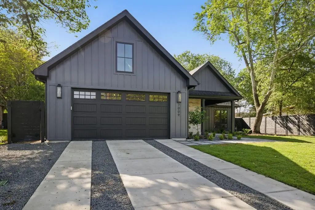 7009 Daugherty, Austin