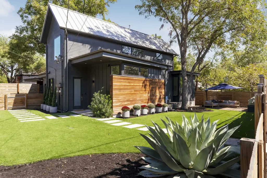 604 Cumberland Road, Austin