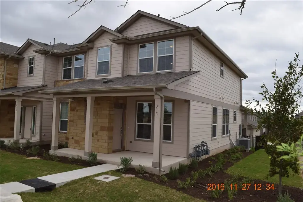 313 N Heatherwilde Boulevard, Pflugerville