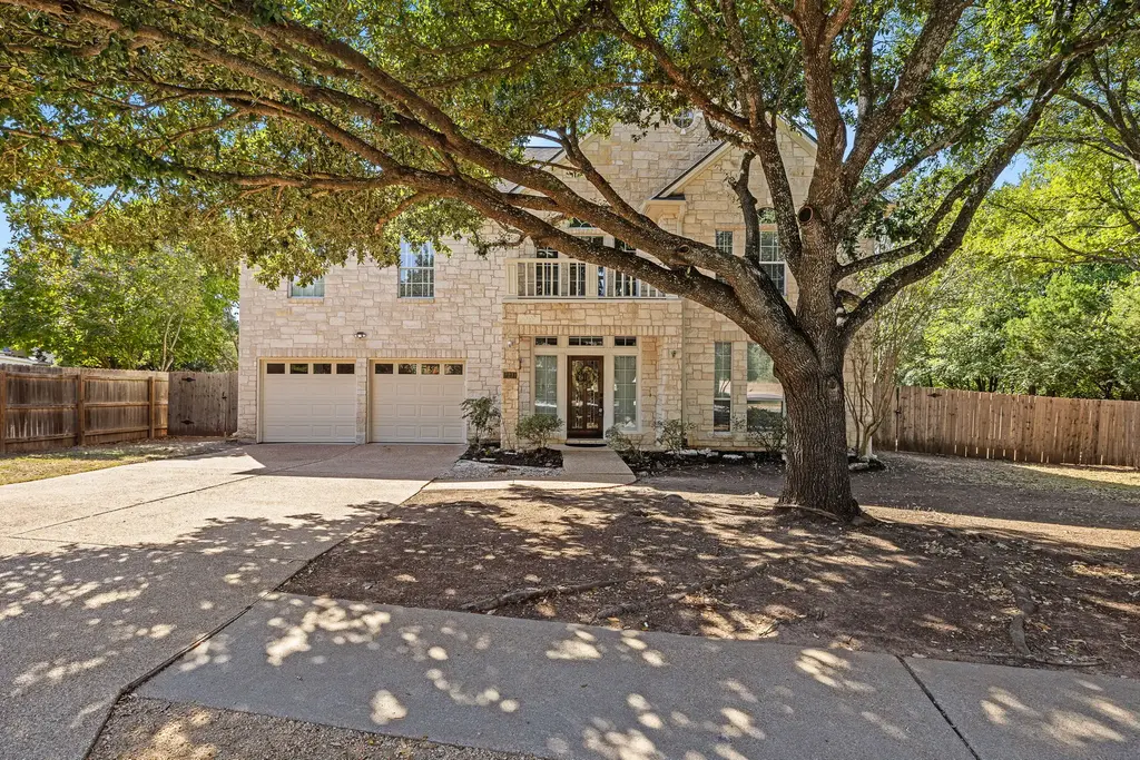 2231 Falkirk Drive, Round Rock