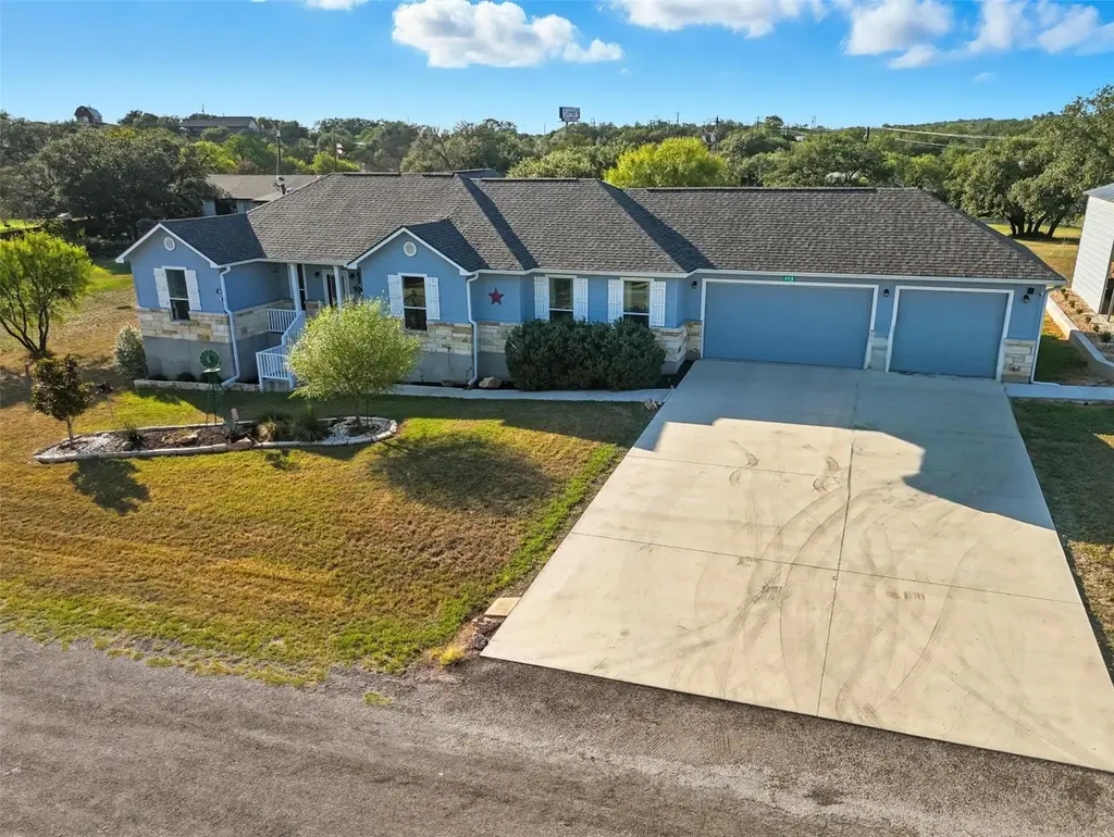 113 County Road 139c, Burnet