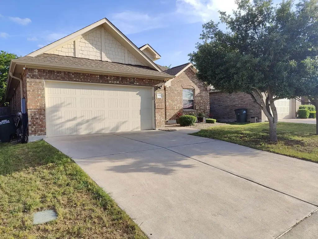 528 S Brook Drive, Leander