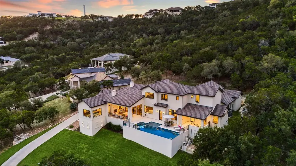 9416 Ranchland Hills Boulevard, Jonestown