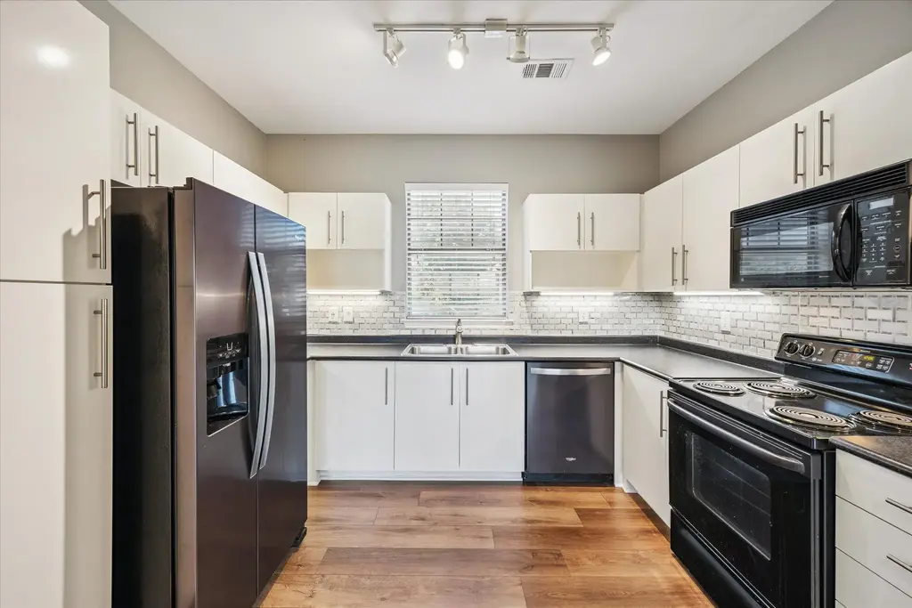 11203 Ranch Road 2222 Road 1504, Austin